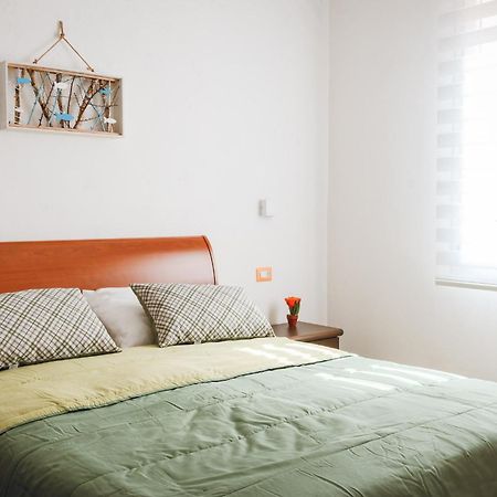 Appartamento Fronte Mare, Domus Lumeras อาลเกโร ภายนอก รูปภาพ